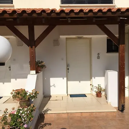 Kermia Beach Bungalow 1 Larnaca