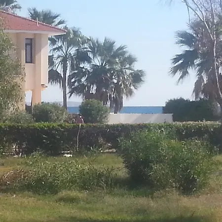 Kermia Beach Bungalow 1 Casa vacanze *